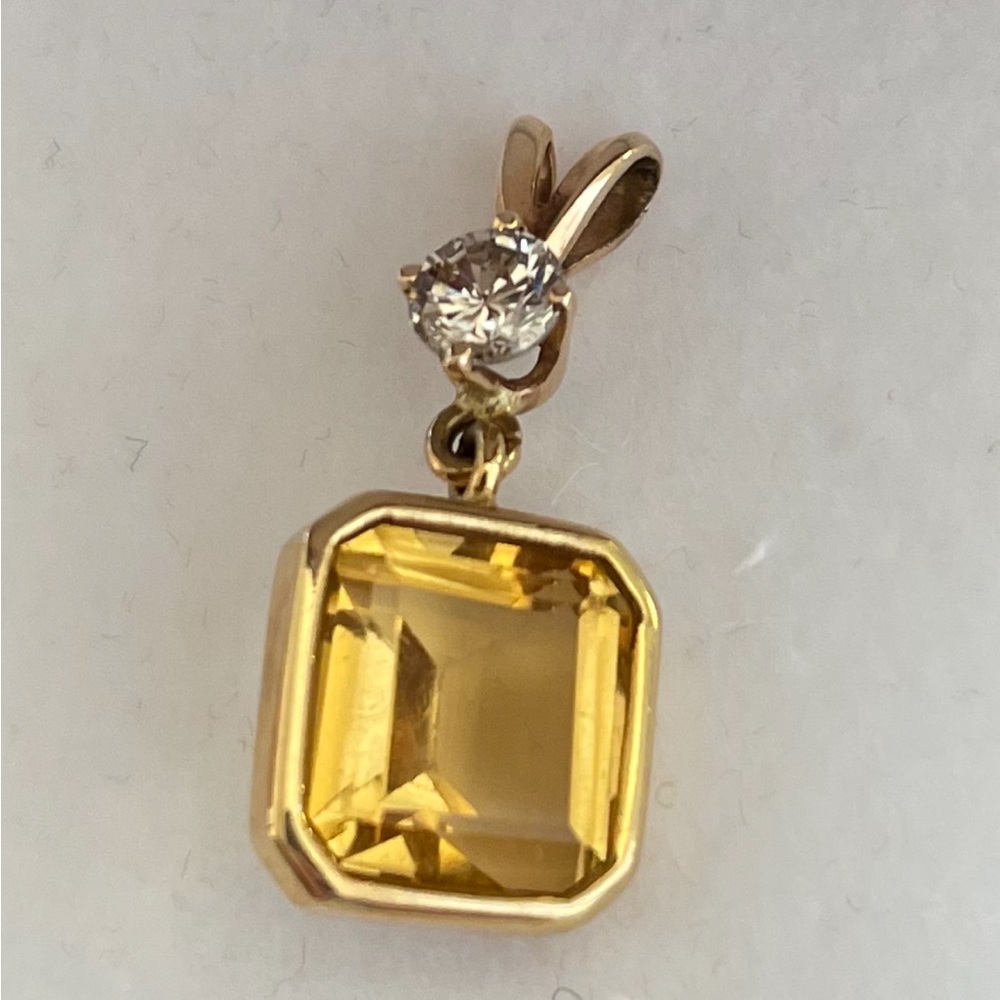 14K gold topaz stone with diamond pendant